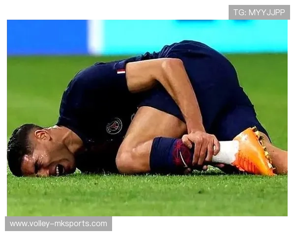 阿什拉夫伤情最新进展曝光,球队备战迎关键考验 阿什拉夫伤情最新进展曝光,球队备战迎关键考验